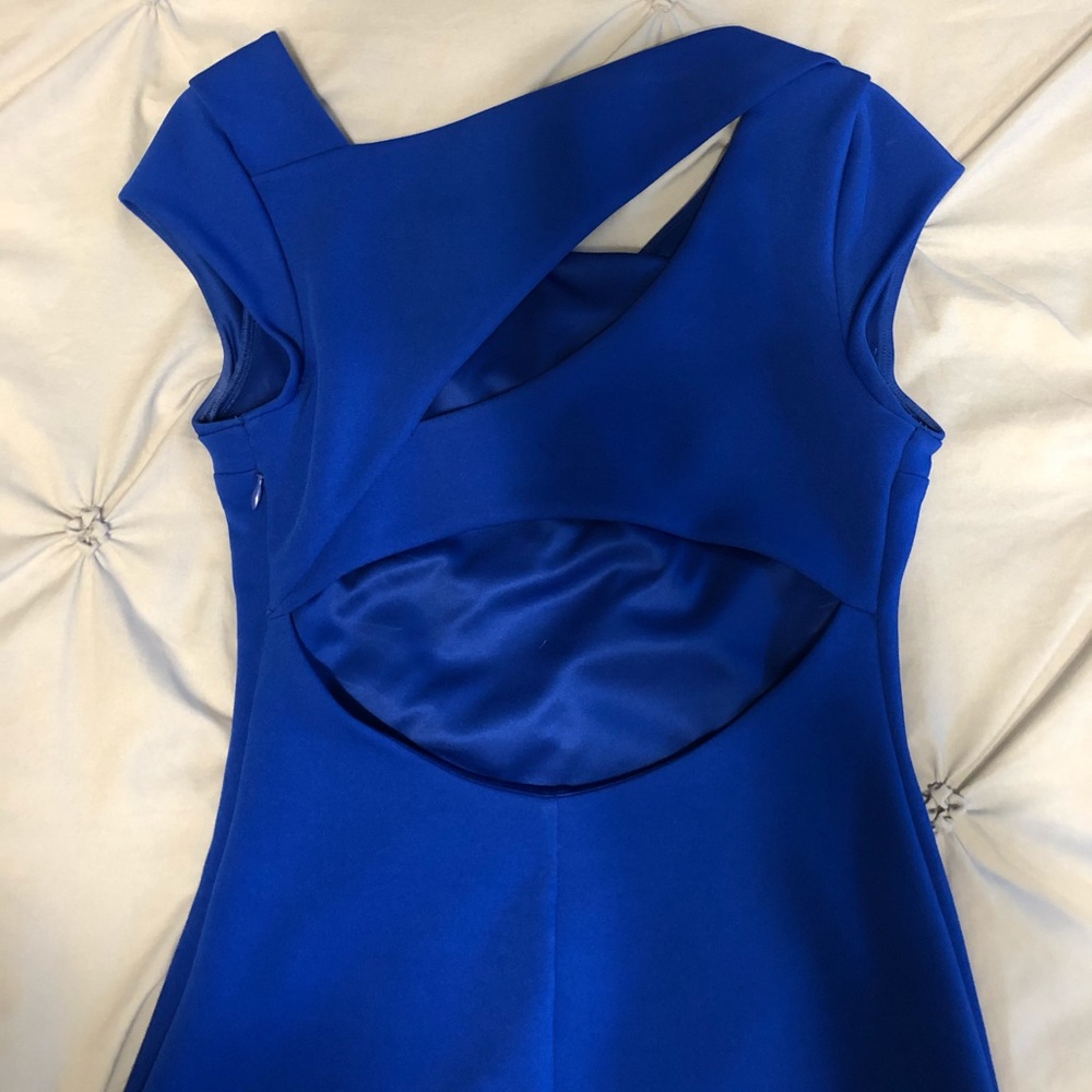 Dress - Picture 3 of 5